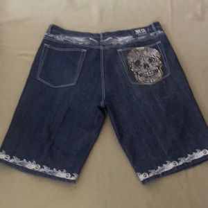 CUTE M2 Jeans, w/ lovely skulls designs back And front size 44”  jeans Shorts